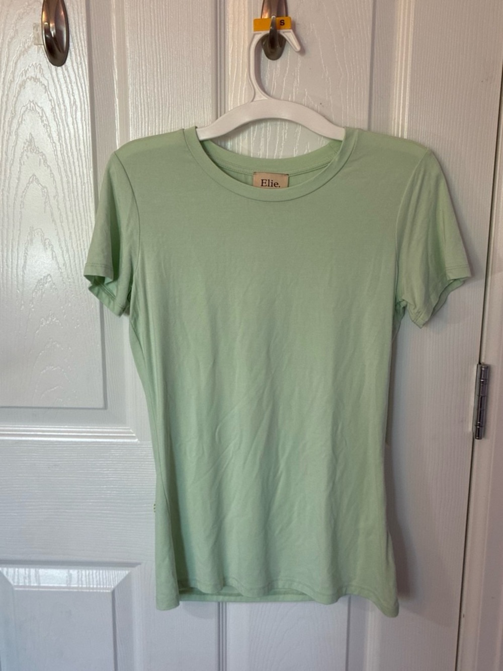ELIE TAHARI teal/sea foam green top